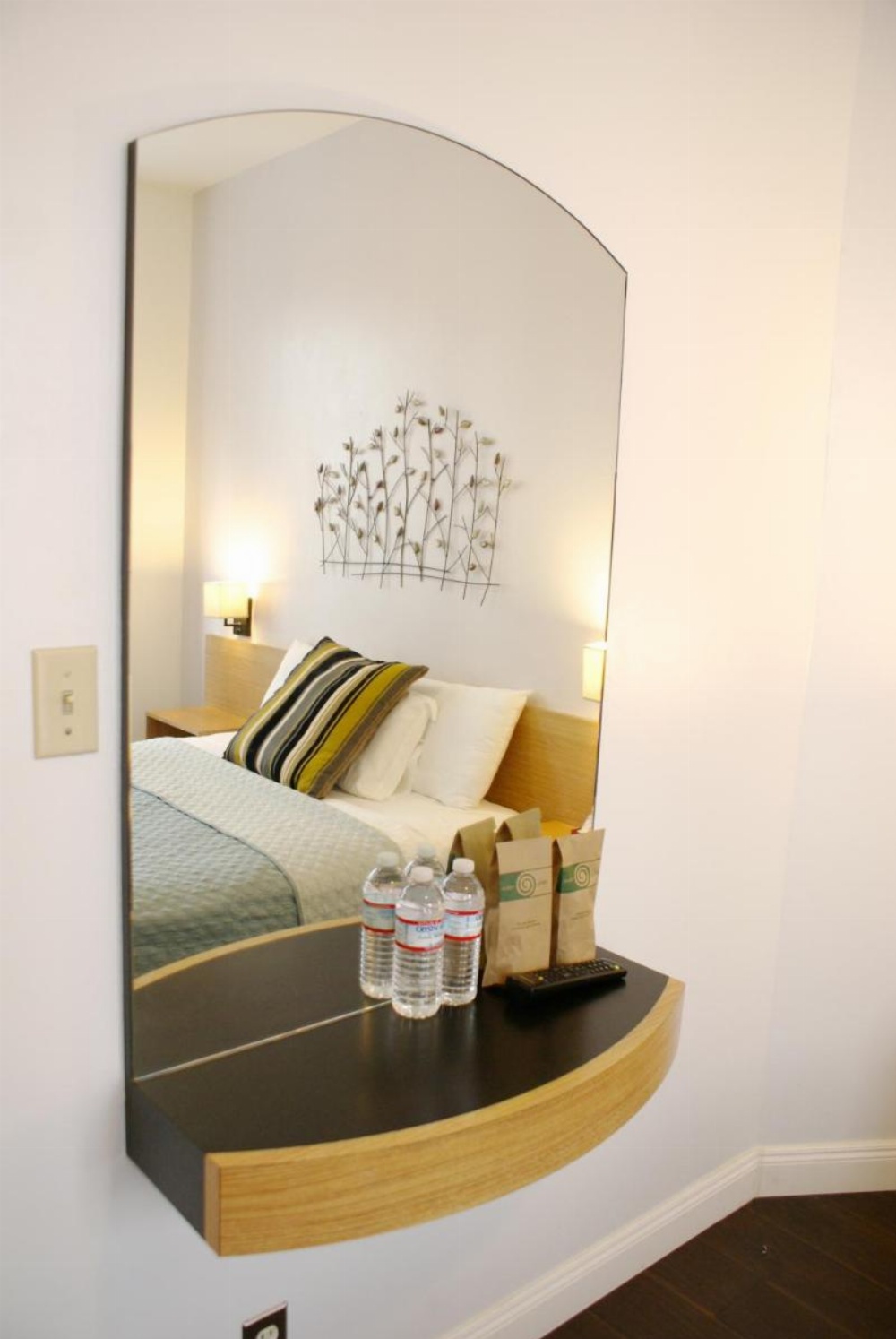 Touchstone Hotel - City Center Image 17