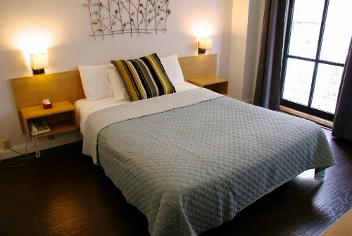 Touchstone Hotel - City Center image 18