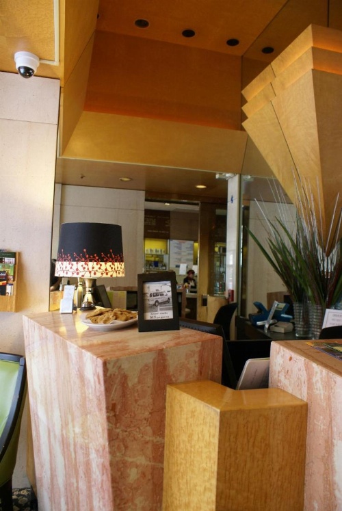 Touchstone Hotel - City Center image 5