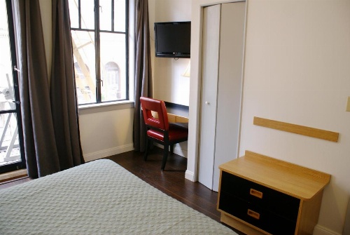 Touchstone Hotel - City Center image 6
